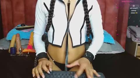 Arianna   online show from October 10, 8:08 pm