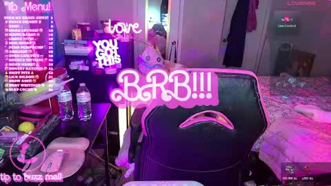 Snapshot of bambibimbosparkles chatting on May 31, 3:04 am Bambi Sparkles TS online show from May 31, 3:04 am