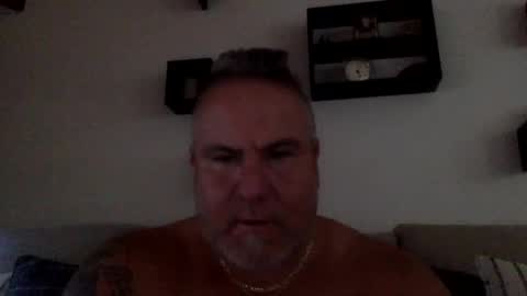 banana5289 online show from October 8, 9:01 pm