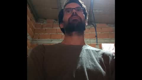 Ezequiel online show from February 13, 1:45 am