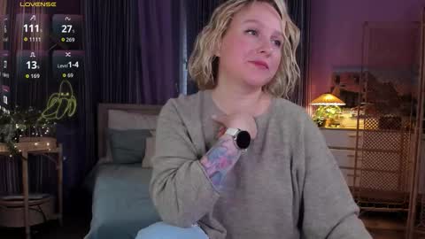 Allie online show from March 10, 7:24 am