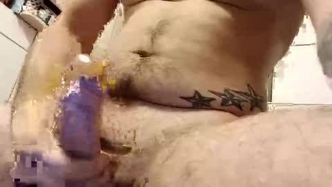 Snapshot of bananek98 chatting on October 30, 10:43 pm bananek online show from October 30, 10:43 pm