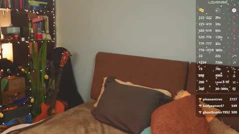 Ellen and  online show from February 16, 12:12 pm