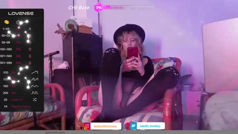 V E R O N I C A online show from April 30, 2:51 am
