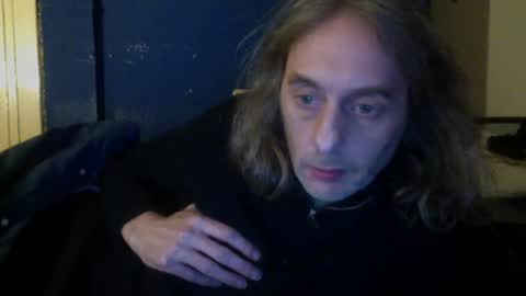 Snapshot of bangintoleather chatting on December 26, 2:44 am bangintoleather online show from December 26, 2:44 am