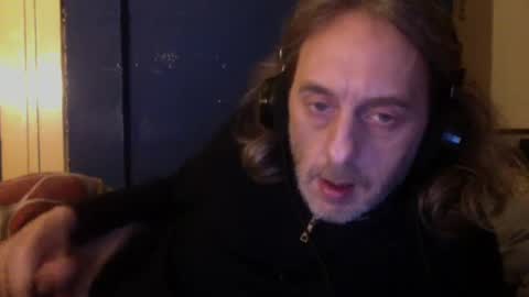 Snapshot of bangintoleather chatting on January 22, 2:48 am bangintoleather online show from January 22, 2:48 am