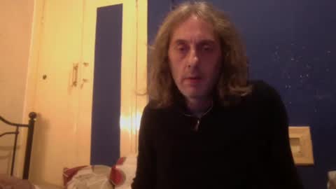 Snapshot of bangintoleather chatting on February 6, 3:06 am bangintoleather online show from February 6, 3:06 am