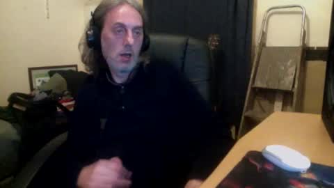 Snapshot of bangintoleather chatting on September 12, 2:55 am bangintoleather online show from September 12, 2:55 am