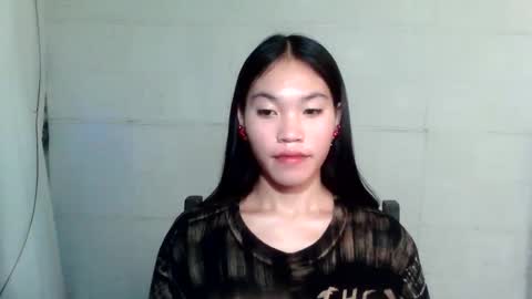 baninay810654 online show from May 8, 10:59 pm