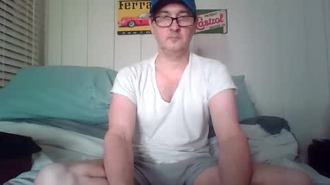 Snapshot of banksysmash chatting on June 2, 2:13 am Jay online show from June 2, 2:13 am