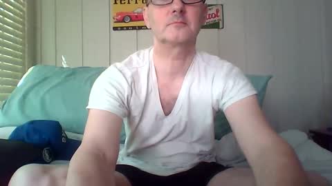 Snapshot of banksysmash chatting on June 6, 4:01 pm Jay online show from June 6, 4:01 pm