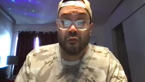 Snapshot of bape69 chatting on December 15, 8:15 pm ForskinPapi online show from December 15, 8:15 pm