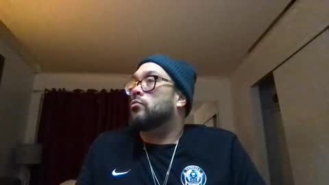 Snapshot of bape69 chatting on January 4, 3:29 am ForskinPapi online show from January 4, 3:29 am