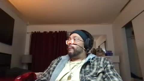 Snapshot of bape69 chatting on January 12, 5:45 am ForskinPapi online show from January 12, 5:45 am