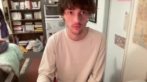 Snapshot of baptisteriviere chatting on February 13, 8:13 pm baptisteriviere online show from February 13, 8:13 pm