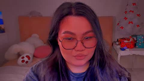 Snapshot of barbara_bb chatting on February 1, 4:44 pm Barbie Kim online show from February 1, 4:44 pm