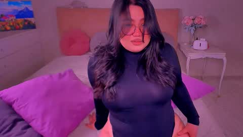 Snapshot of barbara_bb chatting on February 17, 8:58 pm Barbie Kim online show from February 17, 8:58 pm