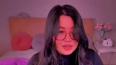 Snapshot of barbara_bb chatting on February 18, 4:04 am Barbie Kim online show from February 18, 4:04 am