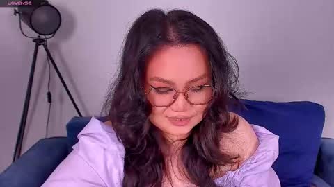 Snapshot of barbara_bb chatting on October 4, 6:17 pm Barbie Kim online show from October 4, 6:17 pm