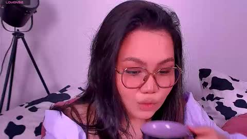 Snapshot of barbara_bb chatting on October 12, 6:18 pm Barbie Kim online show from October 12, 6:18 pm