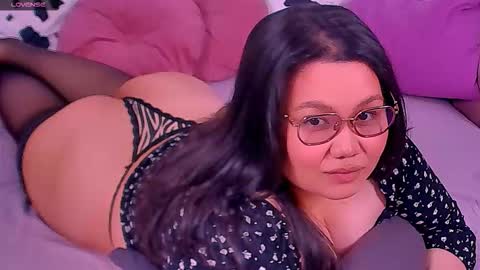 Snapshot of barbara_bb chatting on October 17, 6:21 pm Barbie Kim online show from October 17, 6:21 pm