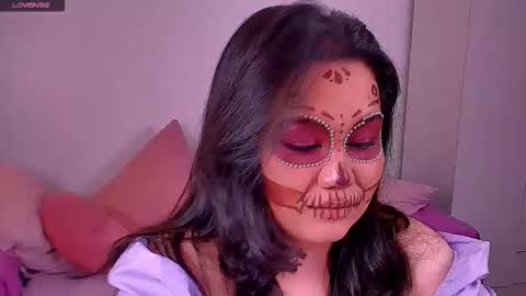 Snapshot of barbara_bb chatting on October 31, 8:21 pm Barbie Kim online show from October 31, 8:21 pm