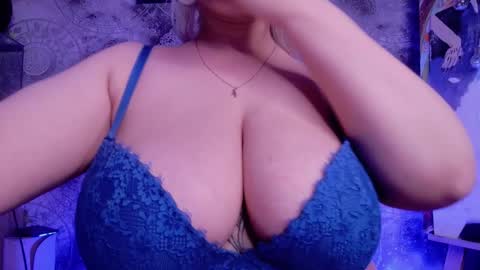 barbara_dennis online show from October 28, 11:47 am