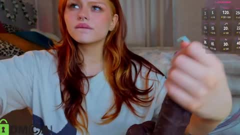 Snapshot of barbara_dunnn chatting on May 13, 1:19 pm barbara_dunnn online show from May 13, 1:19 pm