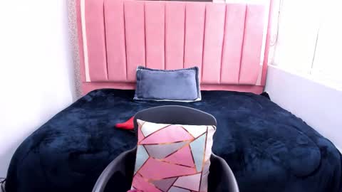 Snapshot of barbara_fox__ chatting on November 26, 12:17 pm B A R B A R A online show from November 26, 12:17 pm