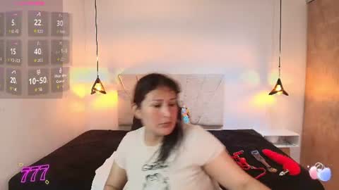 Snapshot of barbara_fox__ chatting on June 13, 12:03 pm B A R B A R A online show from June 13, 12:03 pm