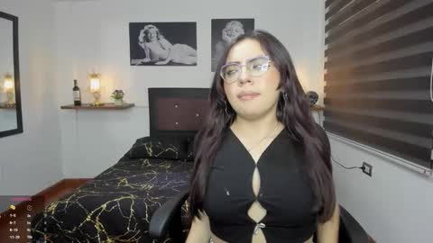 Snapshot of barbara_joness chatting on September 22, 7:16 pm Barbara online show from September 22, 7:16 pm