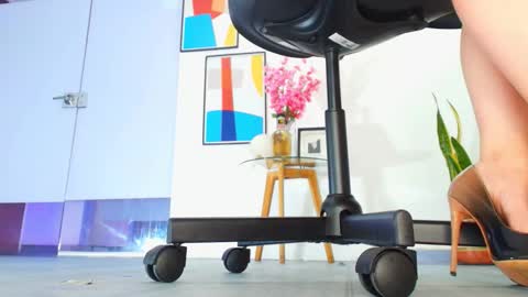 Barbara online show from November 12, 12:05 pm