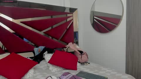 Snapshot of barbaraknox_ chatting on July 21, 6:21 pm Barbara online show from July 21, 6:21 pm