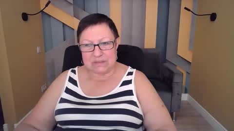 barbaraturners online show from November 29, 12:02 am