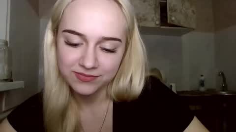 barbie___girl online show from February 17, 6:47 pm