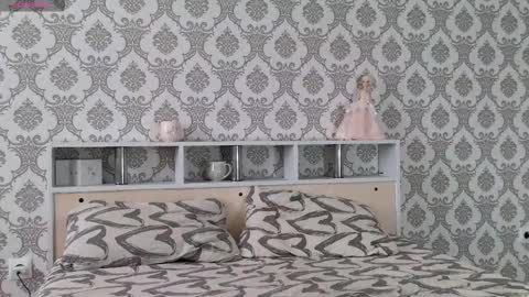 Snapshot of barbie_blame chatting on February 6, 10:29 am im Betty online show from February 6, 10:29 am