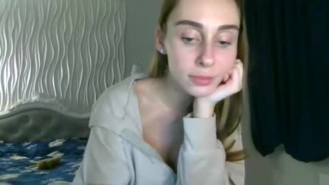 Kate online show from February 17, 8:15 pm