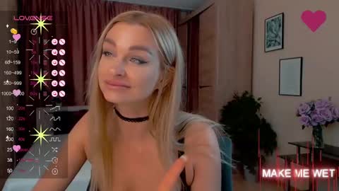 Snapshot of barbie_kiss1 chatting on February 15, 1:21 am barbie online show from February 15, 1:21 am