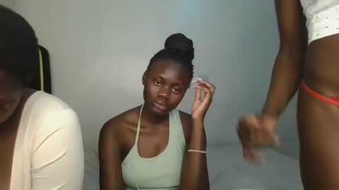 queen online show from September 25, 1:20 am