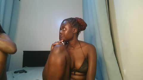 queen online show from November 26, 1:39 am