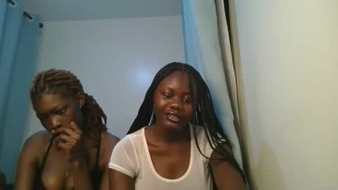 queen online show from March 14, 10:26 pm