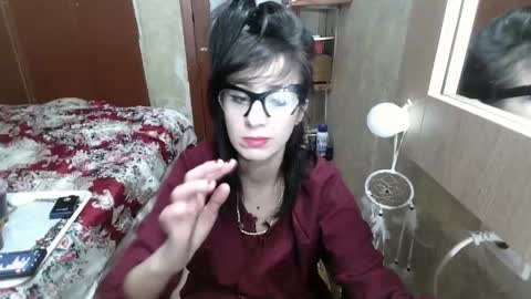 Snapshot of barbie_rococo chatting on February 6, 1:25 pm barbie_rococo online show from February 6, 1:25 pm