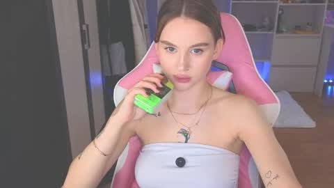 Eva online show from June 8, 11:43 am