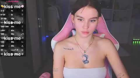 Eva online show from July 8, 9:52 pm