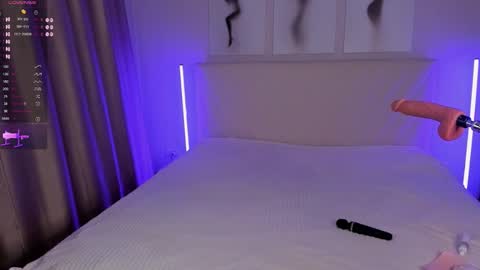 Snapshot of barbielina_ chatting on October 26, 7:53 pm Emma online show from October 26, 7:53 pm