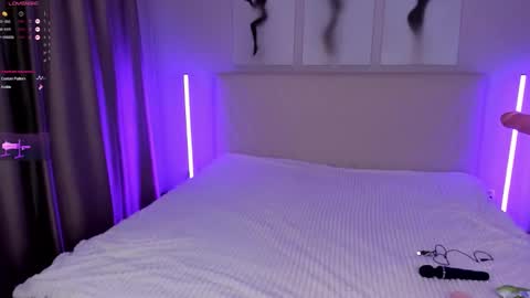 Snapshot of barbielina_ chatting on November 6, 8:32 pm Emma online show from November 6, 8:32 pm