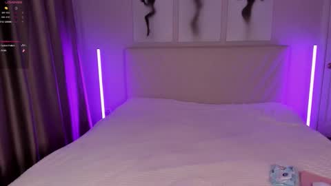 Snapshot of barbielina_ chatting on November 30, 8:35 pm Emma online show from November 30, 8:35 pm