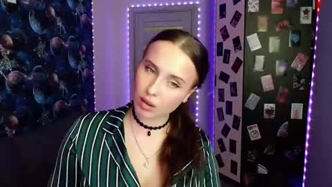 barbiepie online show from December 22, 6:49 pm