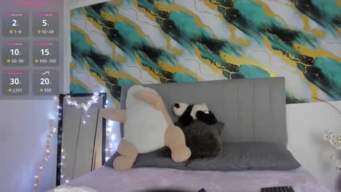 Snapshot of barbieteeen chatting on December 16, 3:00 am Barbie... online show from December 16, 3:00 am