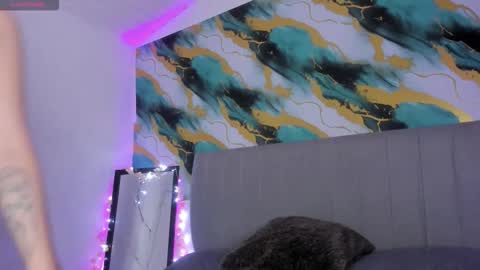 Snapshot of barbieteeen chatting on December 20, 4:08 am Barbie... online show from December 20, 4:08 am